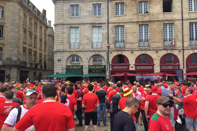 Charles Wells France Wales fans