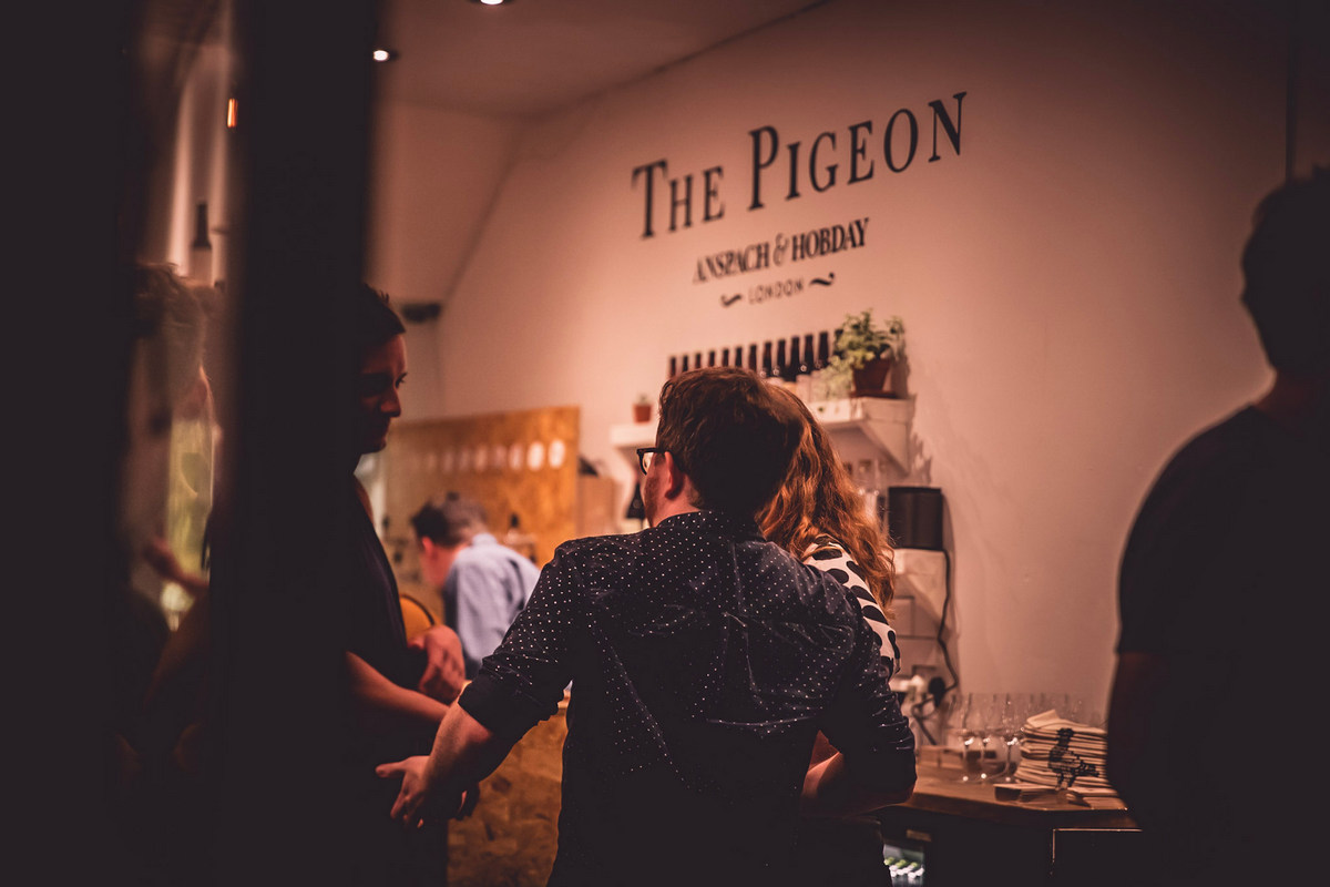 The Pigeon bar