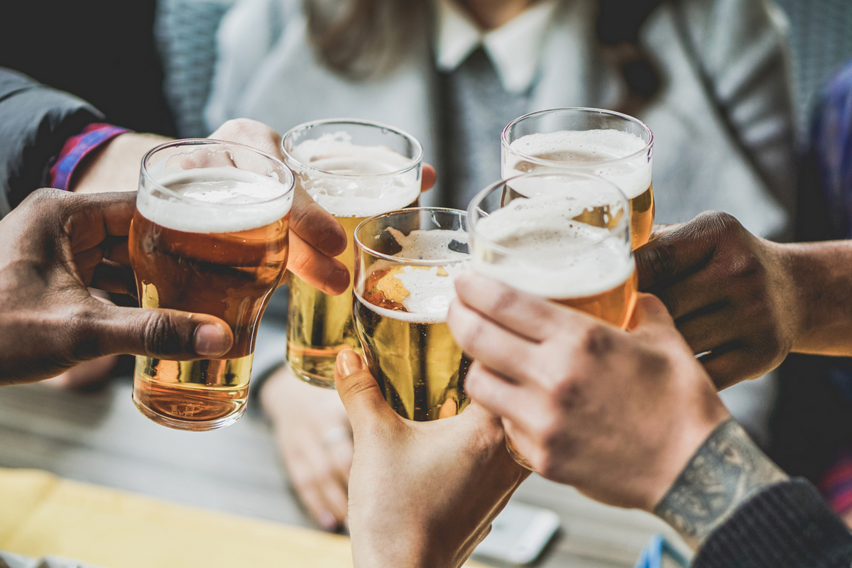 pub cheers