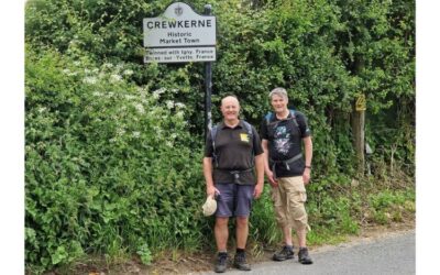 CAMRA duo put on their walking boots for dementia cause