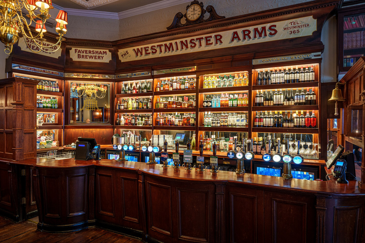 Westminster Arms main bar