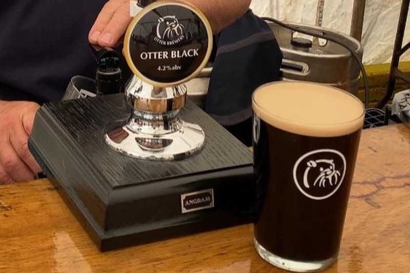 Local ingredients in Otter Brewery’s new stout thumbnail