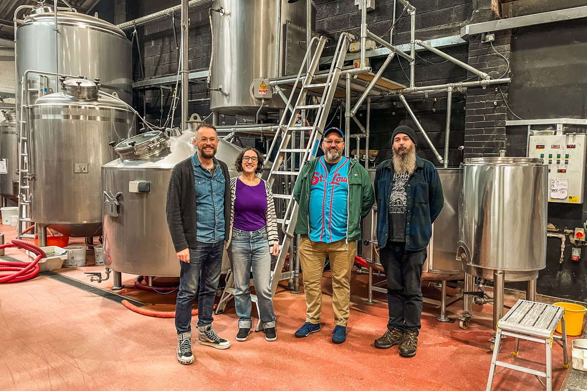 Good Chemistry Dive Bars