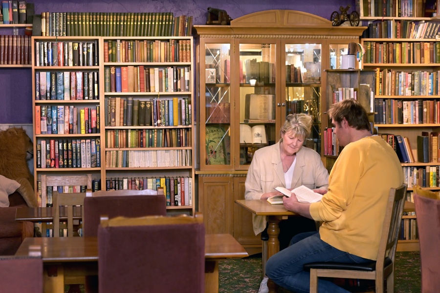 Butchers Arms library