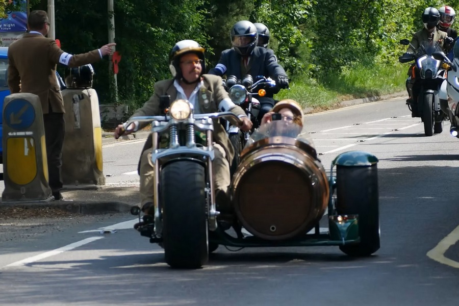 Hogs Back sidecar