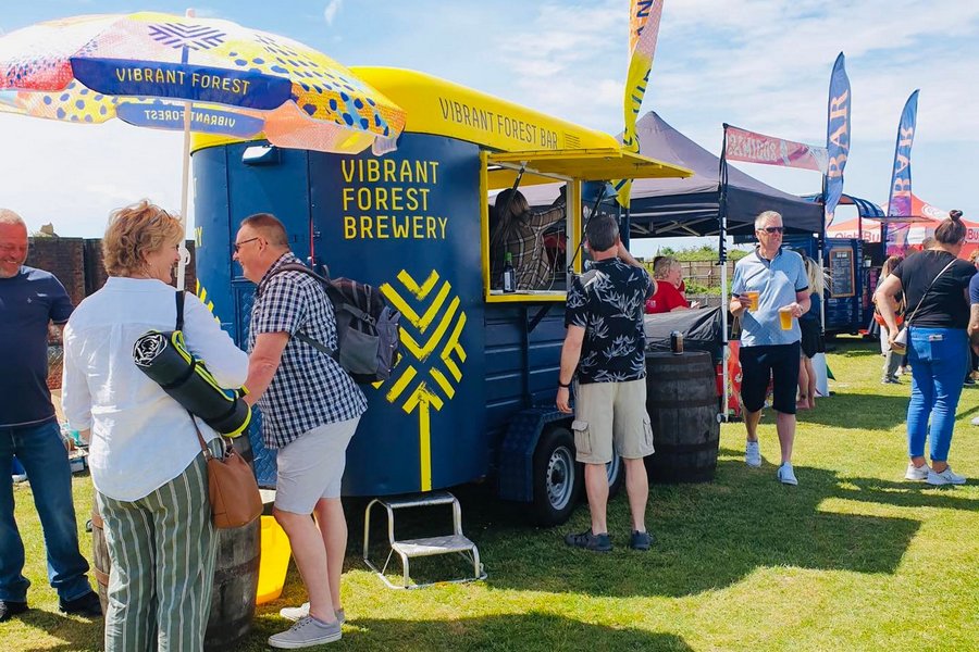 Vibrant Forest Horsebox Bar