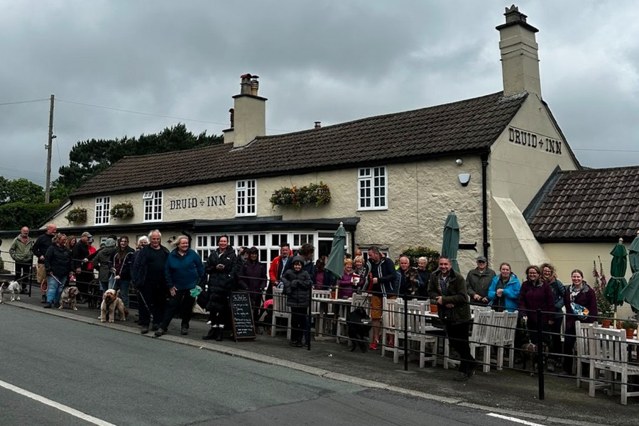 Pub launches walking maps and a walkers’ passport